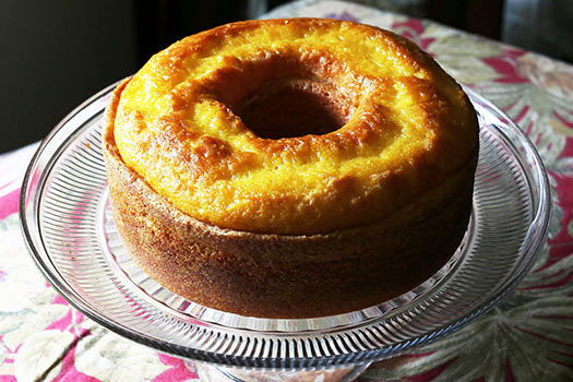 Simple, Easy Lemon Pound Cake Recipe